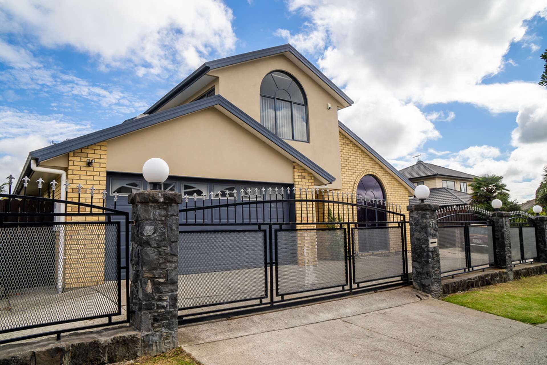 37 Peninsula Road Mangere_0