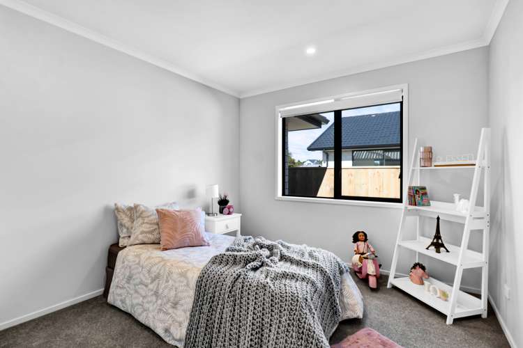 1 Vogue Circle Vogeltown_13