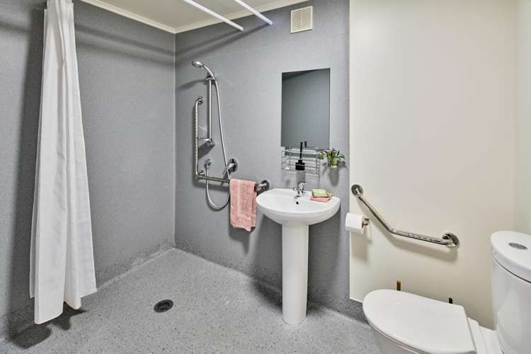 55 Chester Road Tawa_17