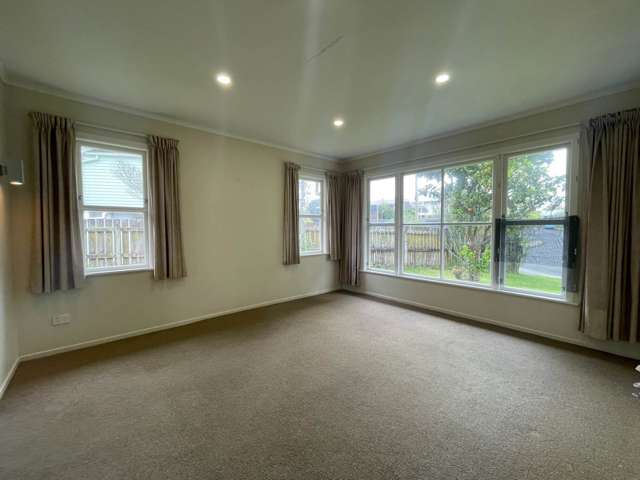 11 Mayburn Road Te Atatu Peninsula_4