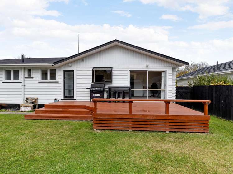 5 Sutton Crescent Hillcrest_11