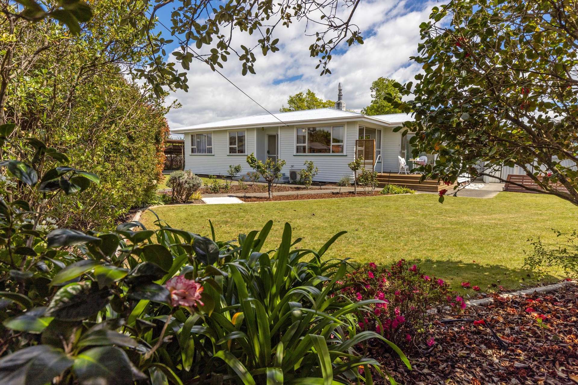 24 Burleigh Road Redwoodtown_0