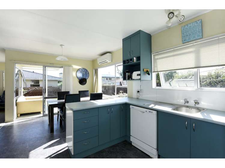 20 Leicester Street Stoke_8