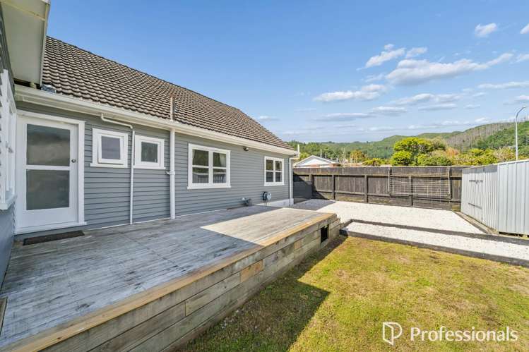 1/400 Stokes Valley Road Stokes Valley_24