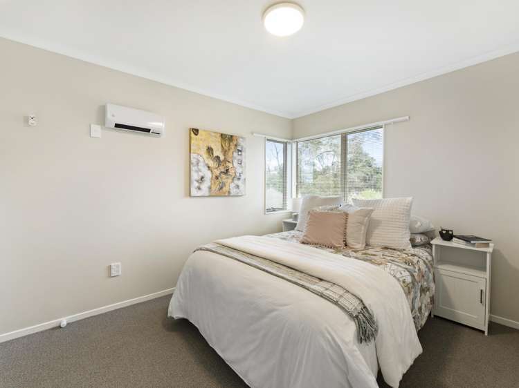 8 Elder Place Massey_9