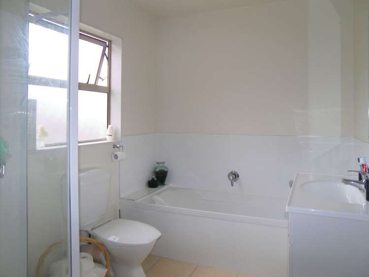 42 Keri Vista Rise Papakura_9