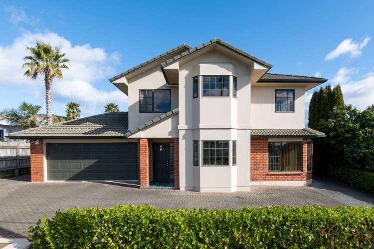 99 Basley Road Owhata_28