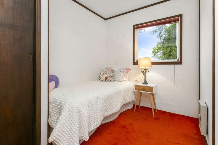 531 Scenic Drive Waiatarua_18