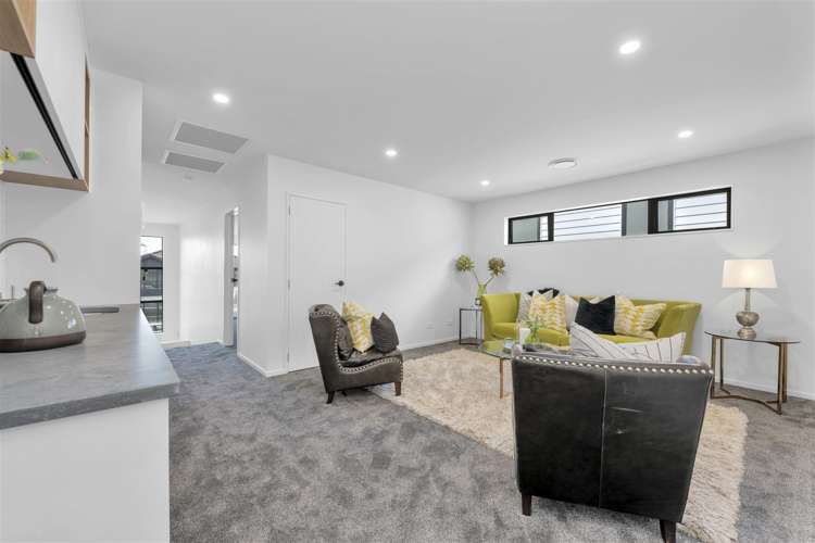 24 Dungloe Avenue Flat Bush_14