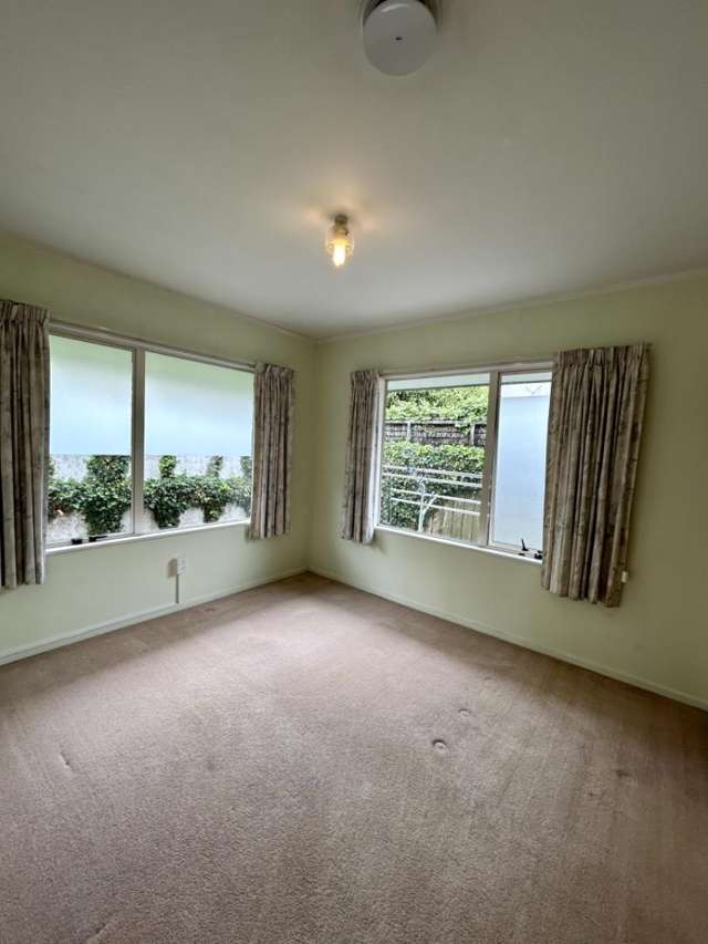 27C Renwick Place 10811_4