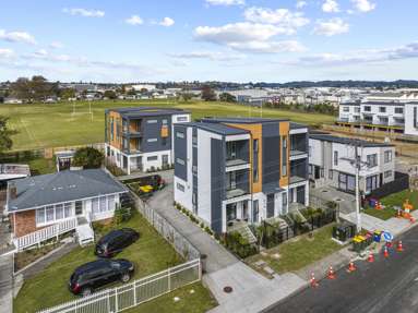 60 Smythe Road_2