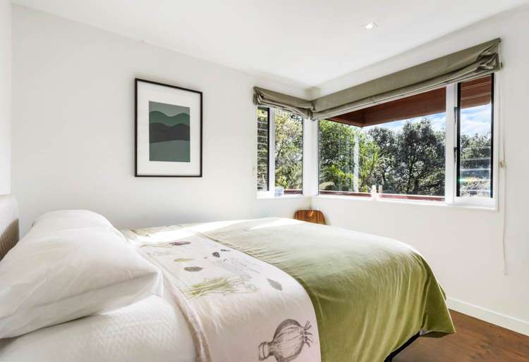 31 Lone Kauri Road Karekare_22