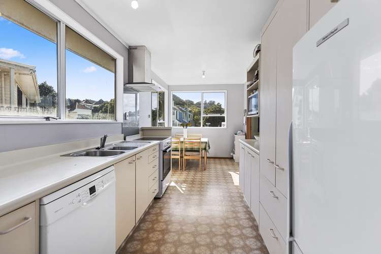 111 Akaroa Drive Maupuia_8