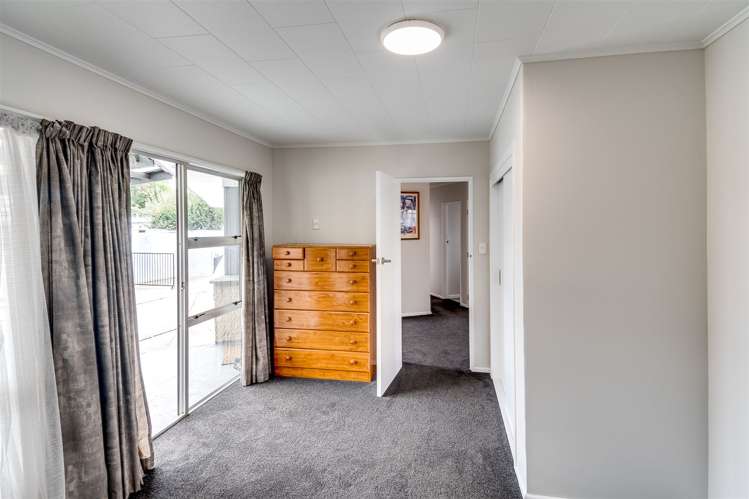 130 Portsmouth Road Flaxmere_6