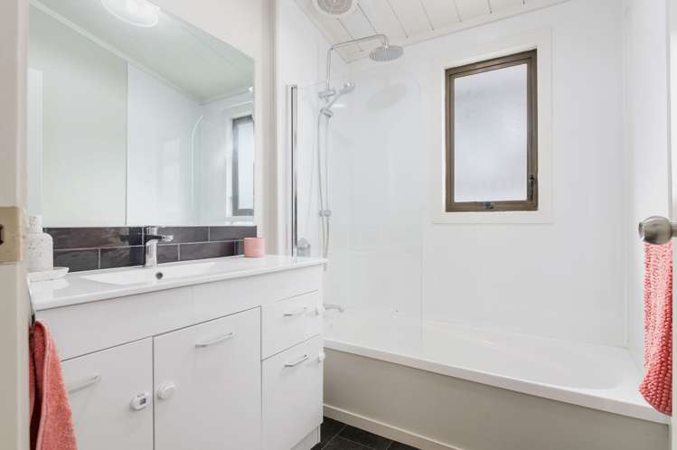 1 Titoki Place Pukete_10