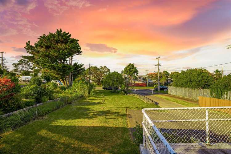 21 Covil Avenue Te Atatu South_15