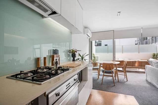 311/28 College Hill 1664_4