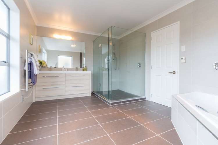 6 Melmore Place Pinehill_18