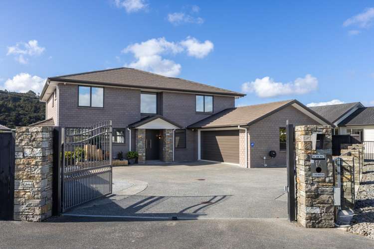 14 Sir Lincoln Drive_0