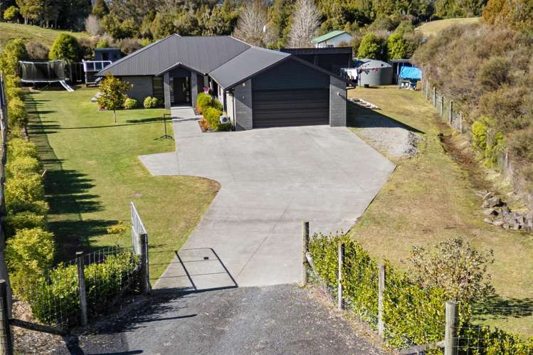 186 McPhail Road Oropi_29