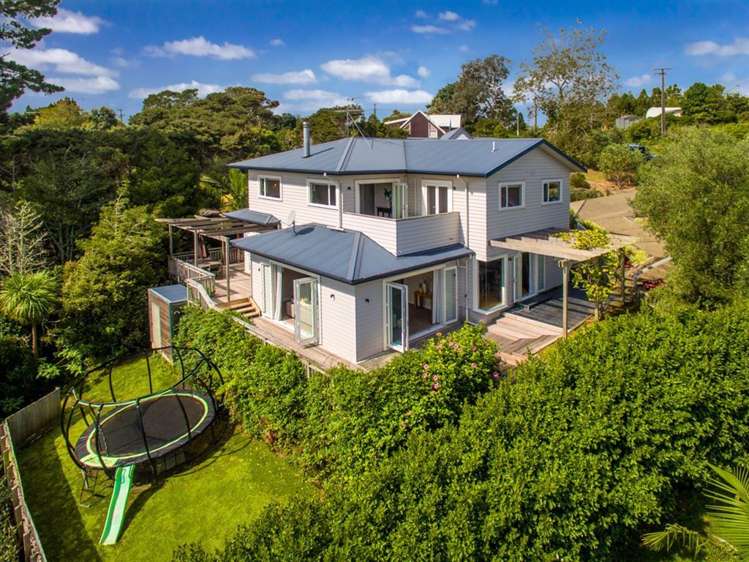 4 Bernard Magnus Lane Greenhithe_27