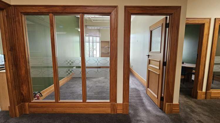 Office 2, 101 Heretaunga Street East_0