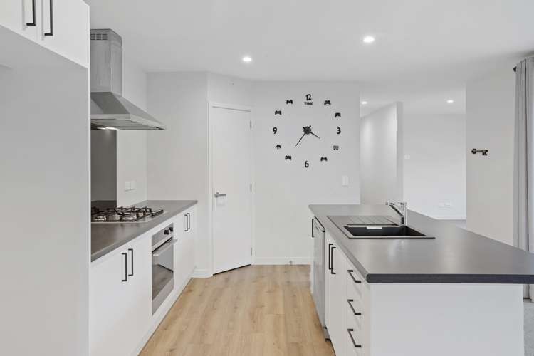 14 Northmoor Boulevard Rolleston_10