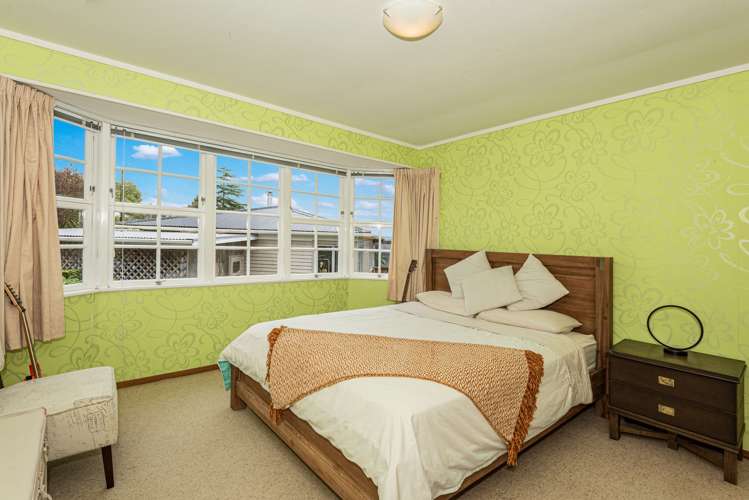 31 Clotworthy Crescent Onerahi_7