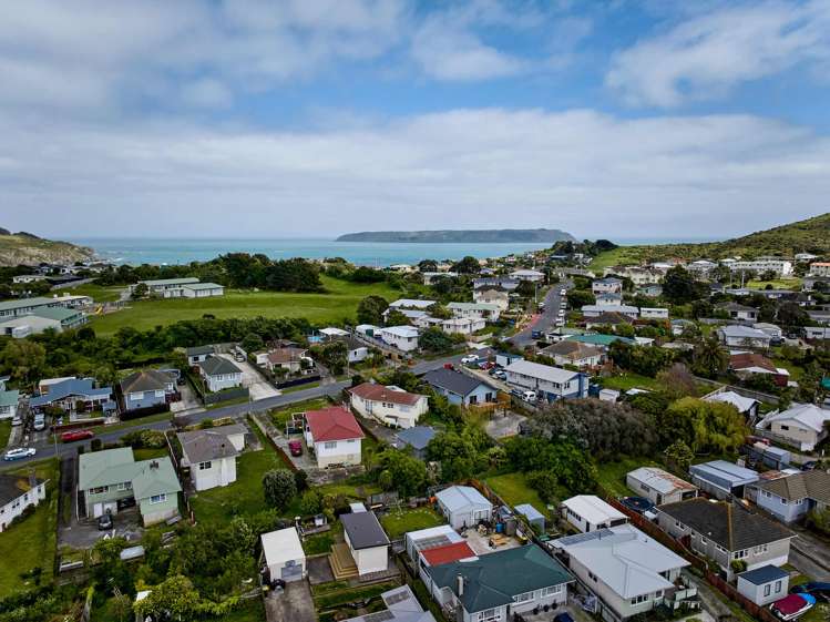 118 Dimock Street Titahi Bay_15