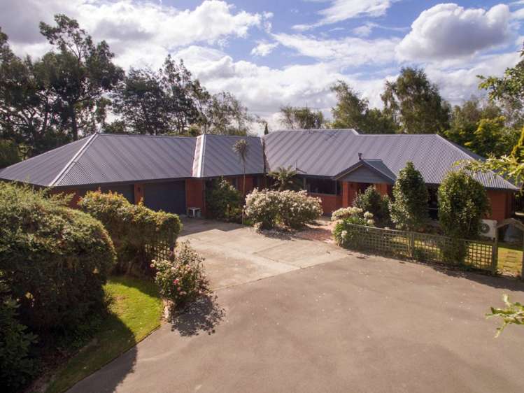 1298 Stanley Road Elgin_9