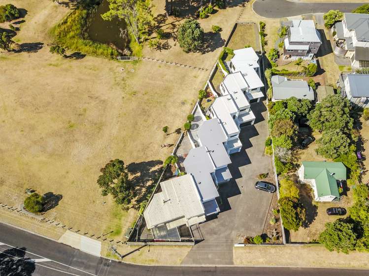 500d Ocean Road Whangamata_3