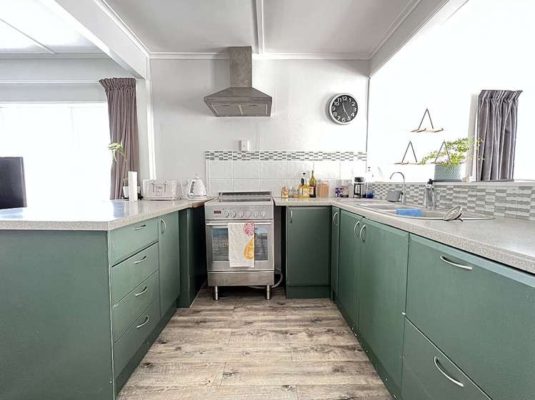 13 Tawa Street Edgecumbe_13