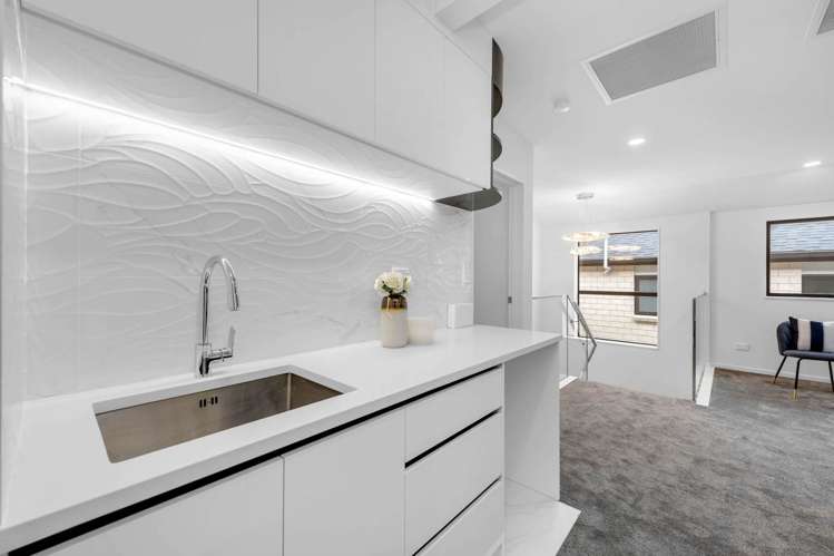 24 Crossgar Road Flat Bush_18