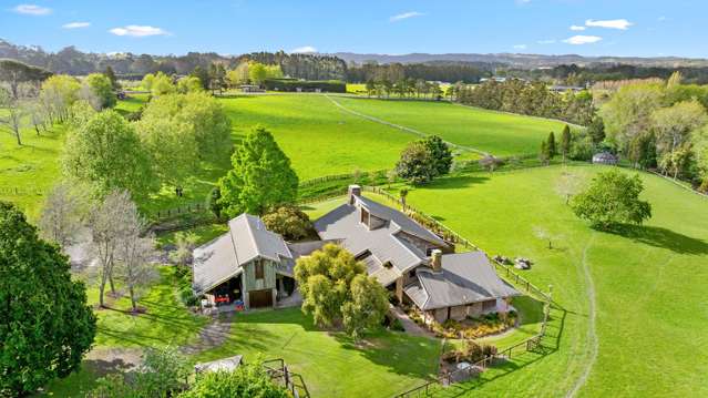 Exceptional 9-hectare subdividable country estate