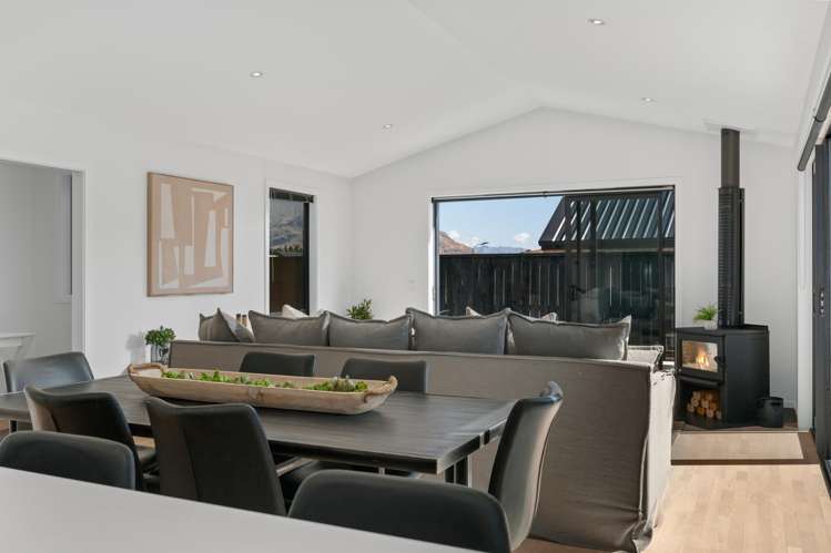 64 Howden Drive Jacks Point_8