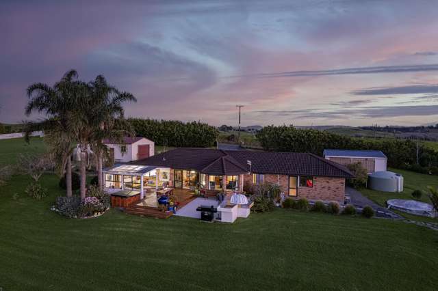 Harbour Views, Country Living & Endless Appeal