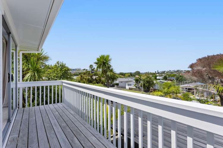 88 Rosario Crescent Red Beach_19