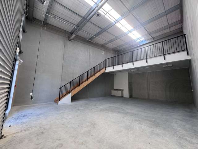 Brand new Airport industrial unit