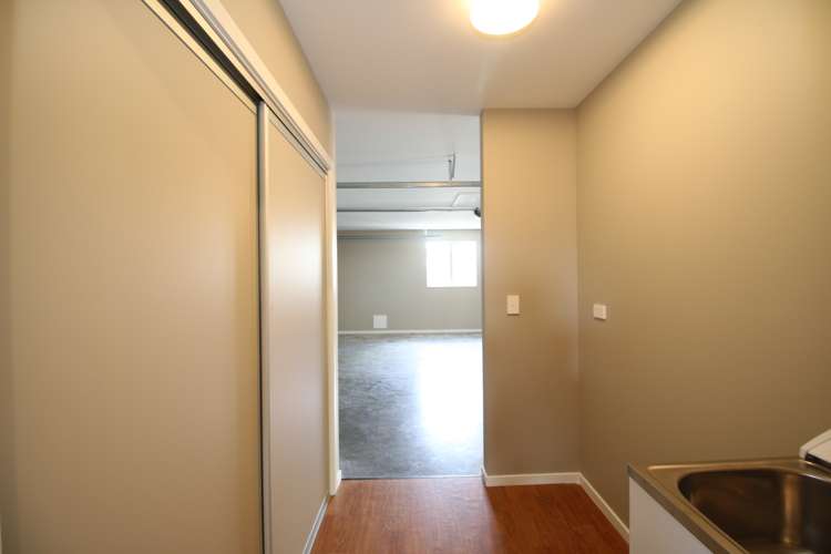 23a Saunders Road Allenton_16