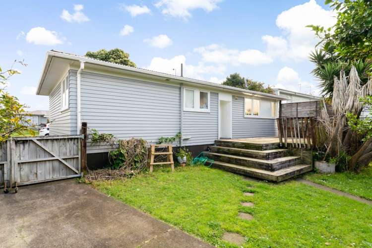 90 Riverpark Crescent Henderson_6