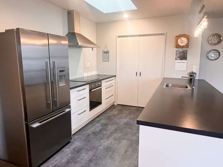 30 Eastfield Drive Lincoln_1