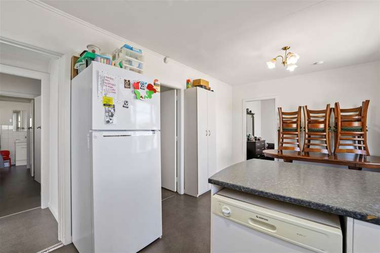 24 Wimborne Crescent Aranui_9