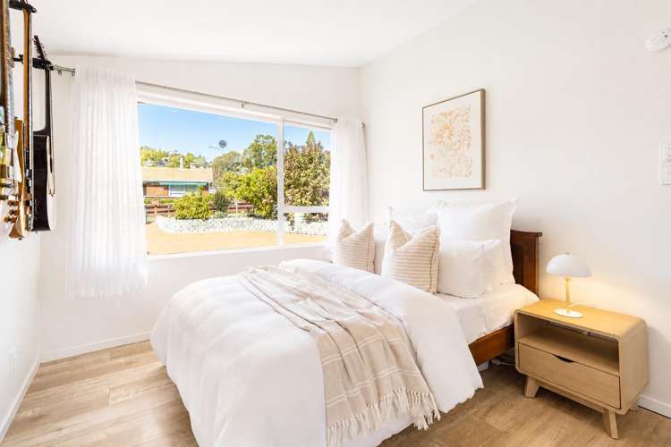 2/13 Scarlock Avenue Browns Bay_7