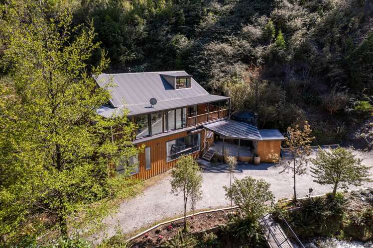 792D Glenorchy-Queenstown Road Closeburn_26