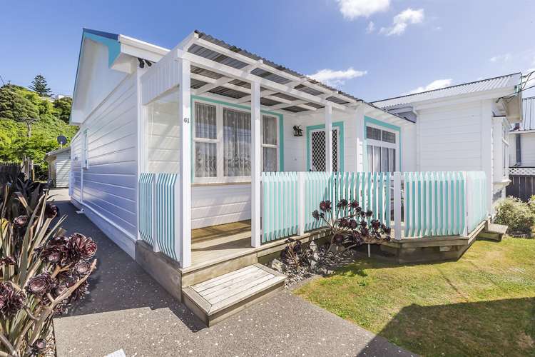 61 Tauhinu Road Miramar_18