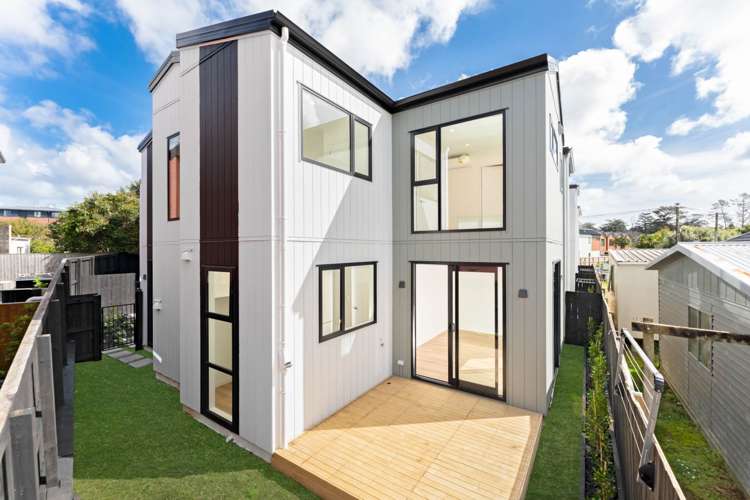 10D Serjeant Street Henderson_12