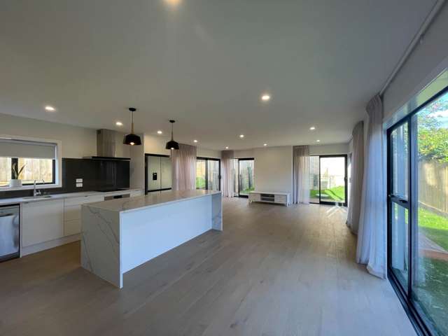 B/10 Clairville Crescent Wai O Taiki Bay_1