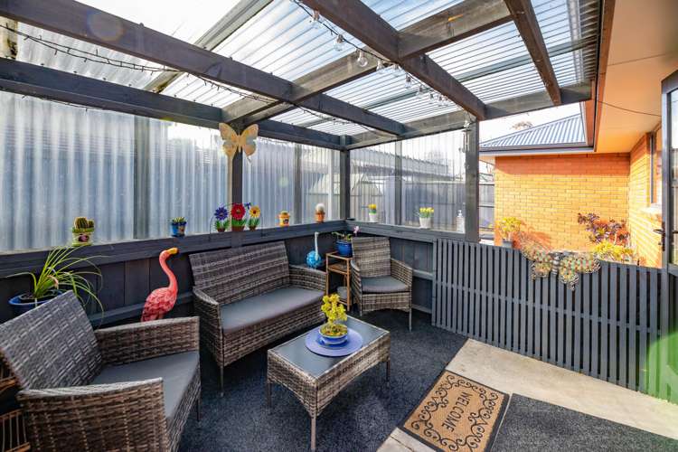 21 Clinton Lane Woolston_9