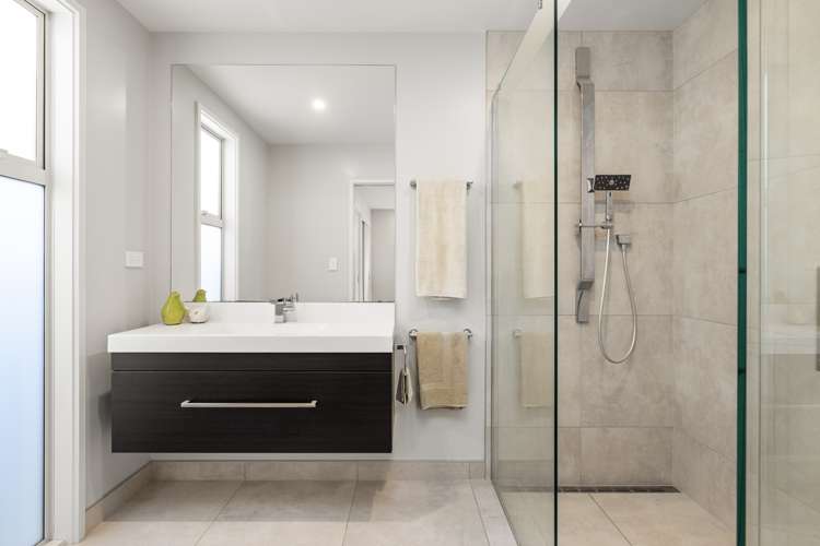 34 Saint Pauls Drive Brookfield_12