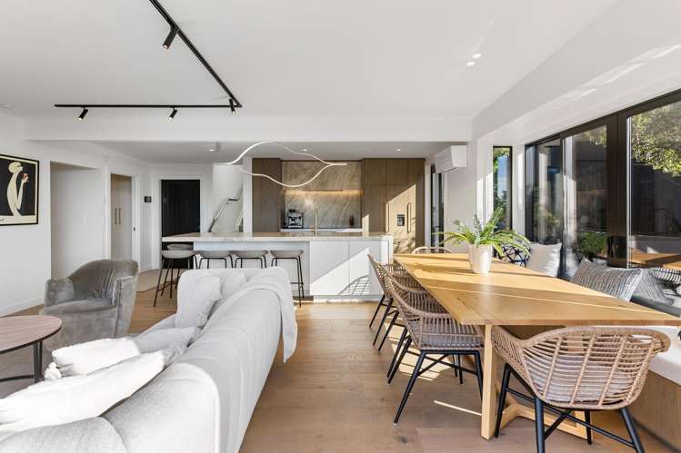 12 Victoria Road Onetangi_8